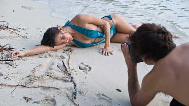 08_melissa-baker_behind_01.jpg